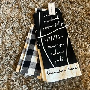 NWT target black and white plaid‎ desk towel set